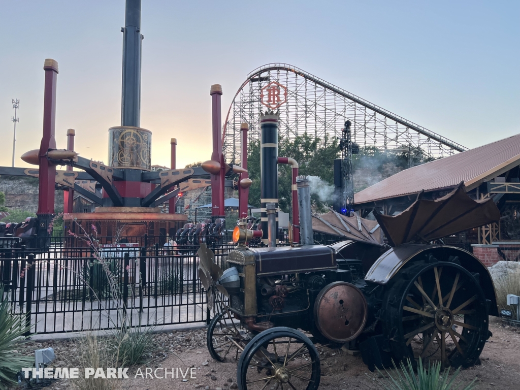 Dare Devil Dive at Six Flags Fiesta Texas