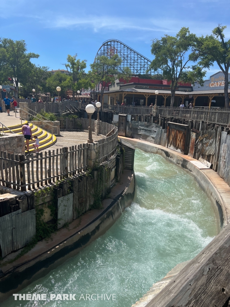 The Gully Washer at Six Flags Fiesta Texas