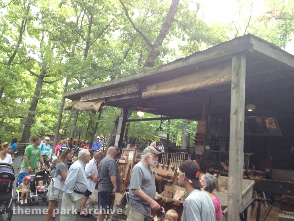 Hugo's Hill Street at Silver Dollar City