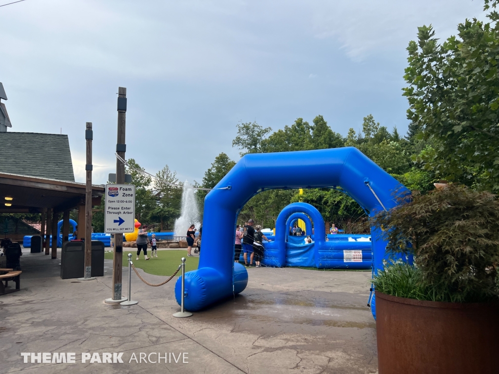 Plaza at Wilderness Pass at Dollywood