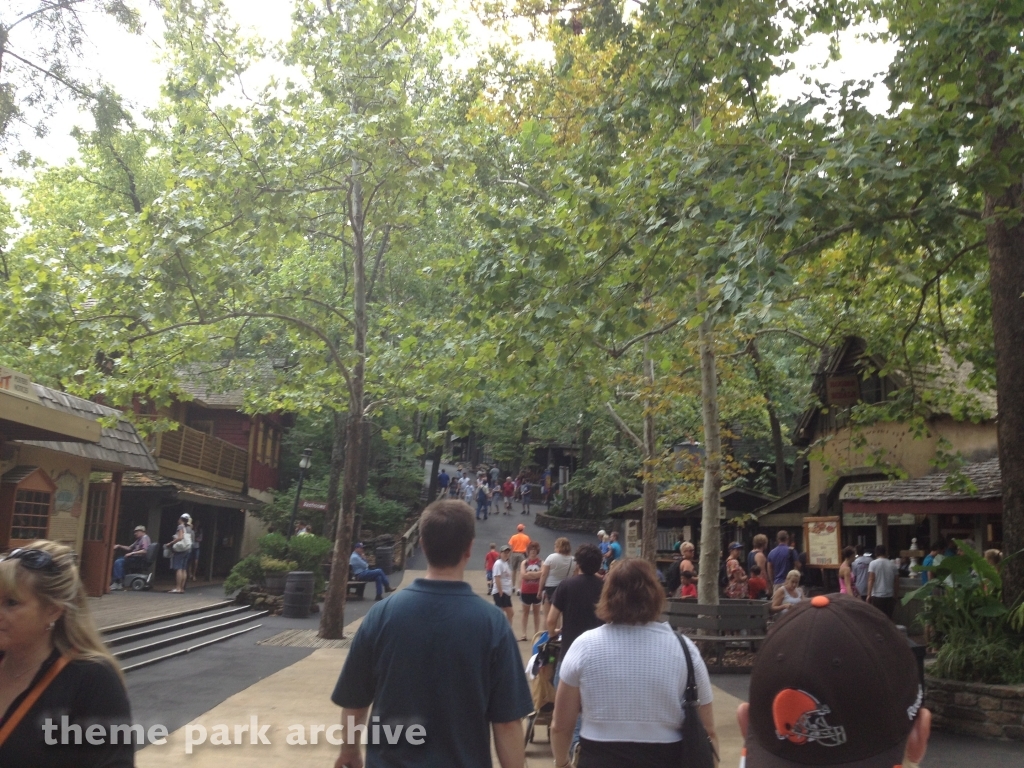 Hugo's Hill Street at Silver Dollar City