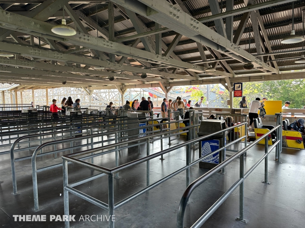 Mighty Canadian Minebuster at Canada's Wonderland
