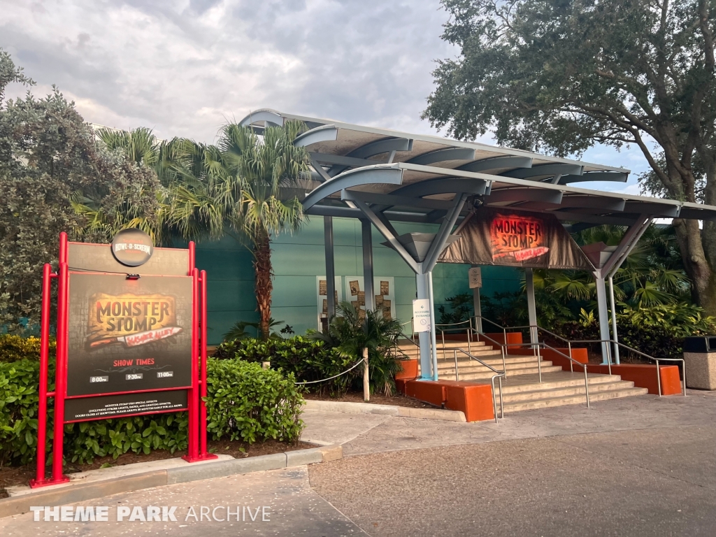 Howl O Scream at SeaWorld Orlando