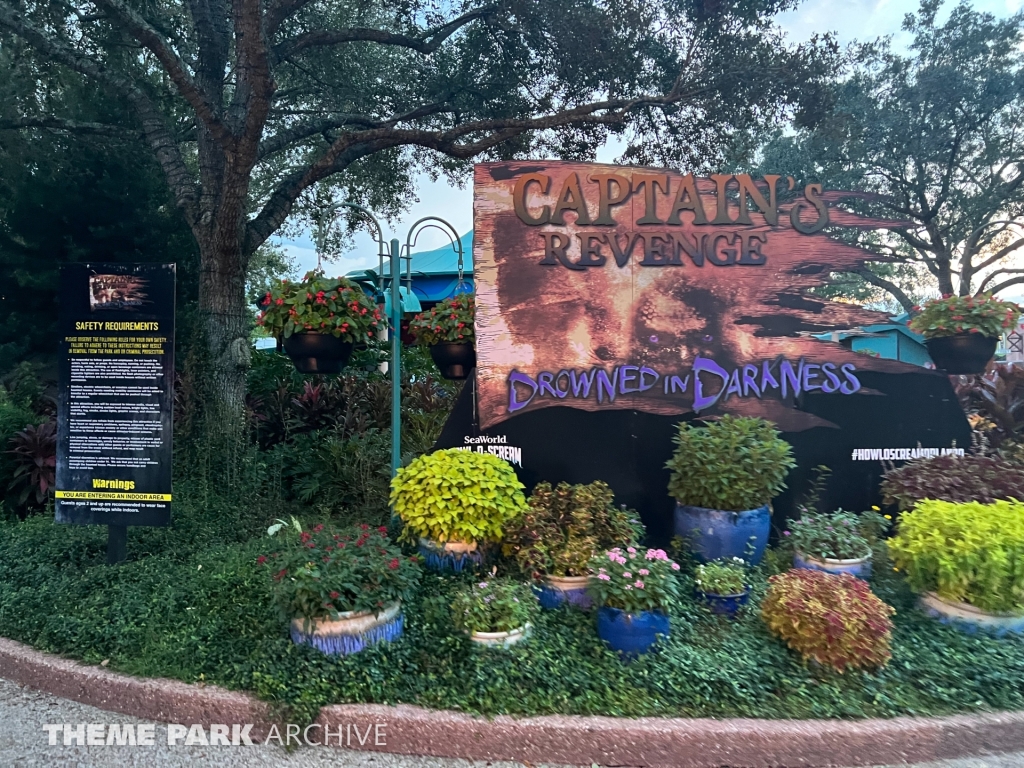 Howl O Scream at SeaWorld Orlando