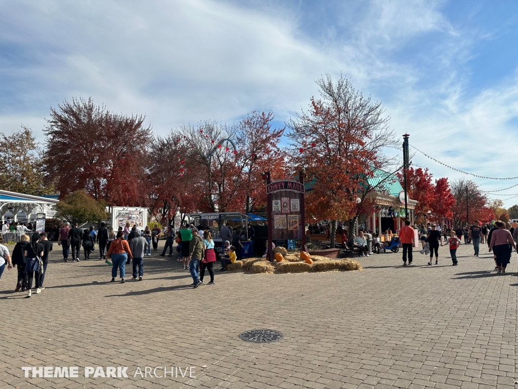 Coney Mall at Kings Island