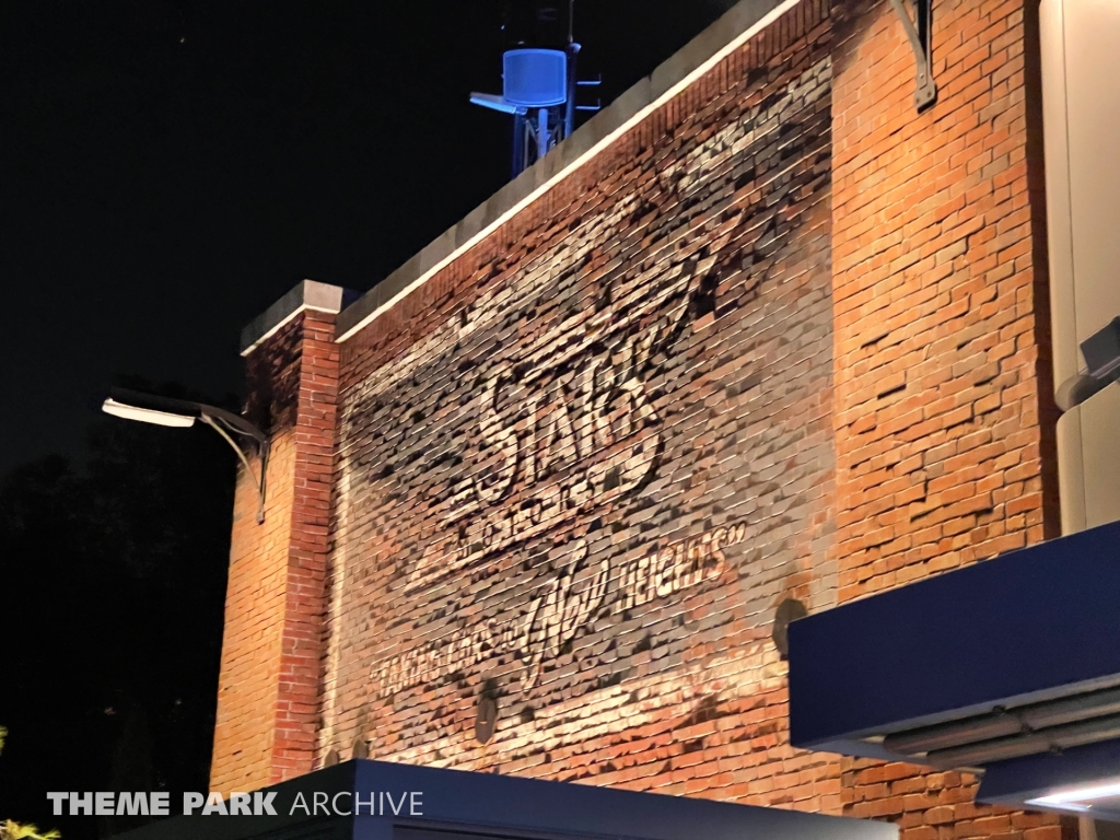 WEB SLINGERS: A Spiderman Adventure at Disney California Adventure