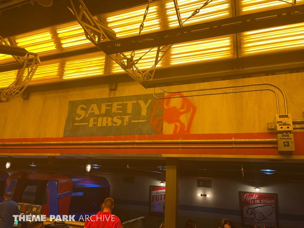 WEB SLINGERS: A Spiderman Adventure at Disney California Adventure