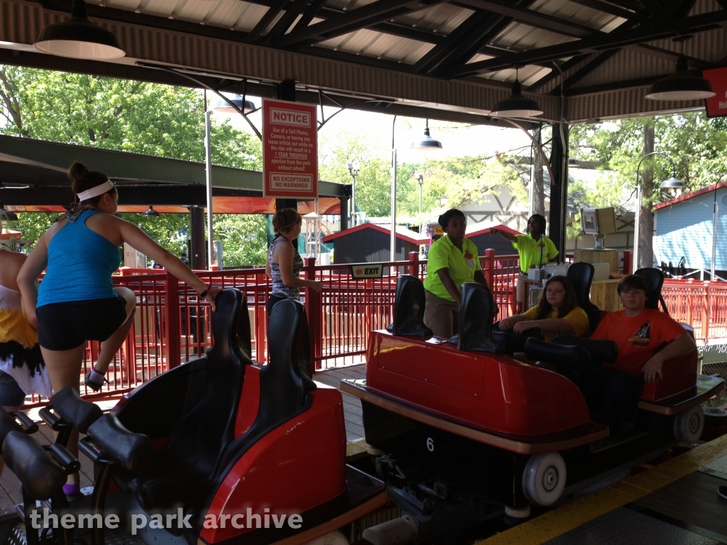 Pandemonium at Six Flags St. Louis