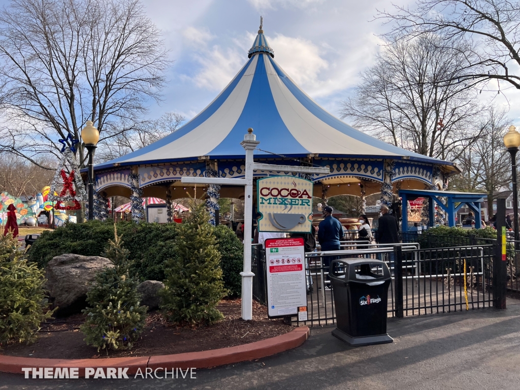 Tea Cups at Six Flags America