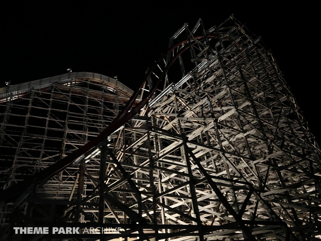 Twisted Timbers at Kings Dominion