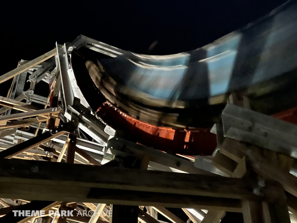 Twisted Timbers at Kings Dominion