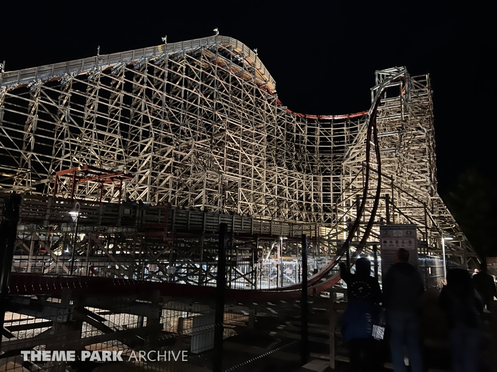 Twisted Timbers at Kings Dominion