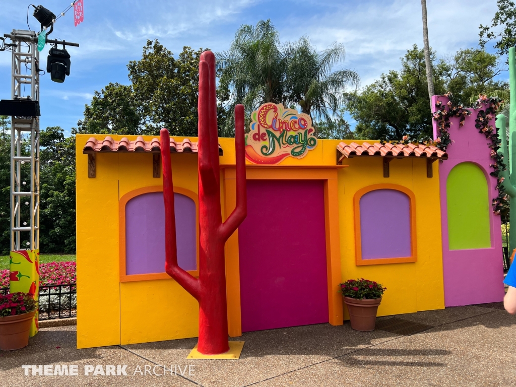 Bird Gardens at Busch Gardens Tampa
