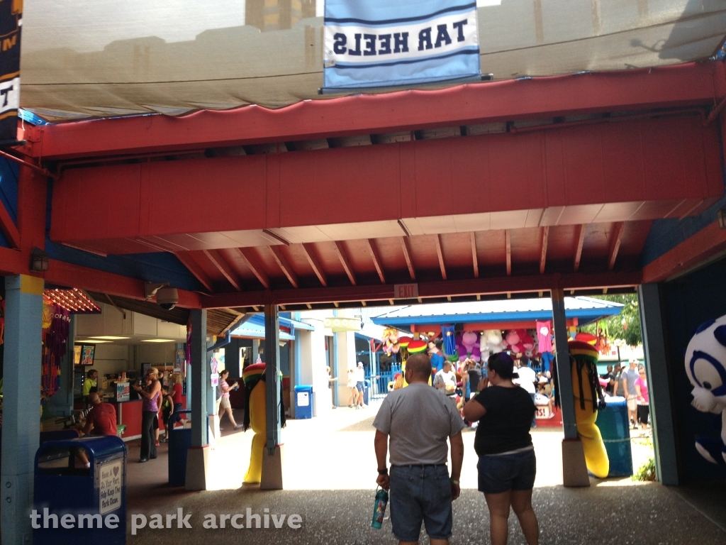 Illinois at Six Flags St. Louis