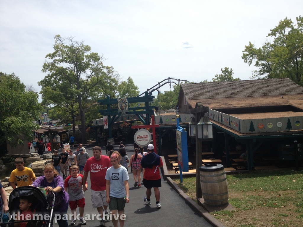 Gateway to the West at Six Flags St. Louis