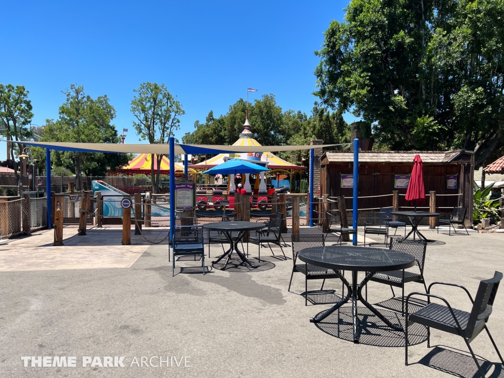 Rockin' Tug at Castle Park