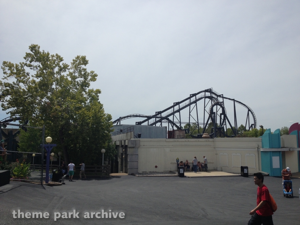 Batman The Ride at Six Flags St. Louis