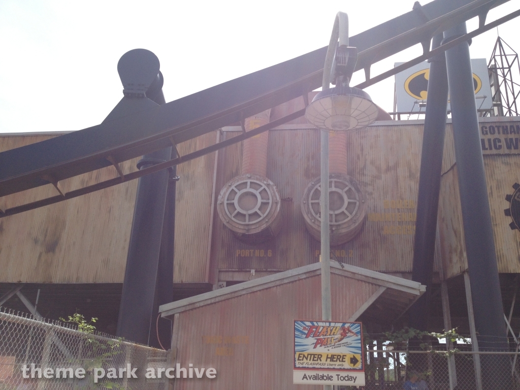 Batman The Ride at Six Flags St. Louis