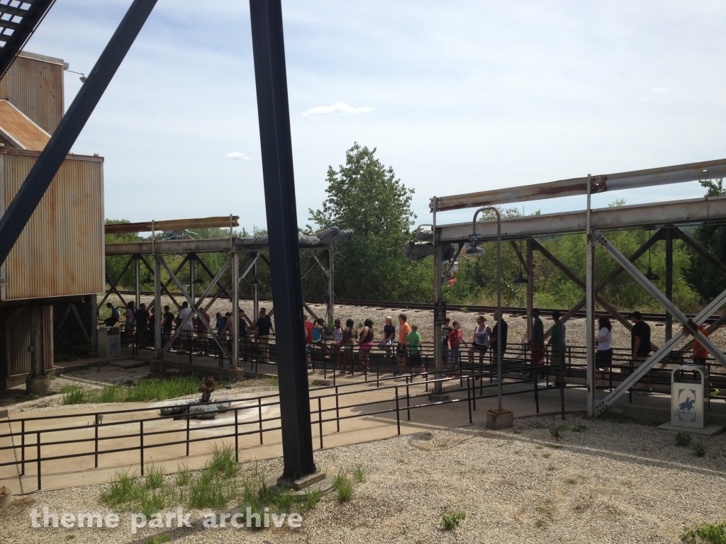 Batman The Ride at Six Flags St. Louis