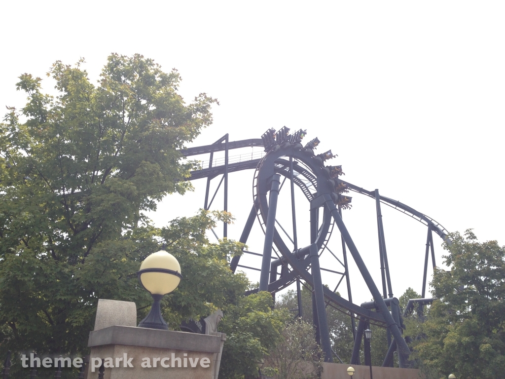 Batman The Ride at Six Flags St. Louis