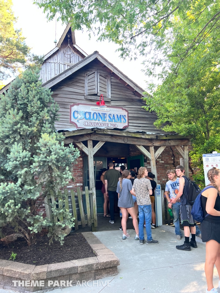 Cyclone Sam's at Worlds of Fun