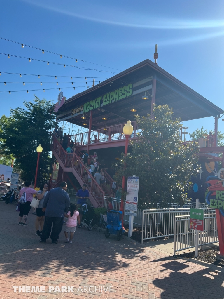 Snoopy's Rocket Express at Worlds of Fun