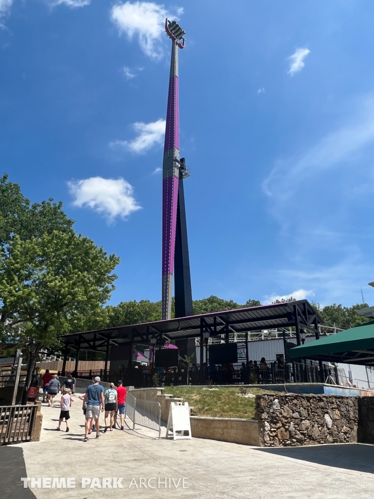 Catwoman Whip at Six Flags St. Louis