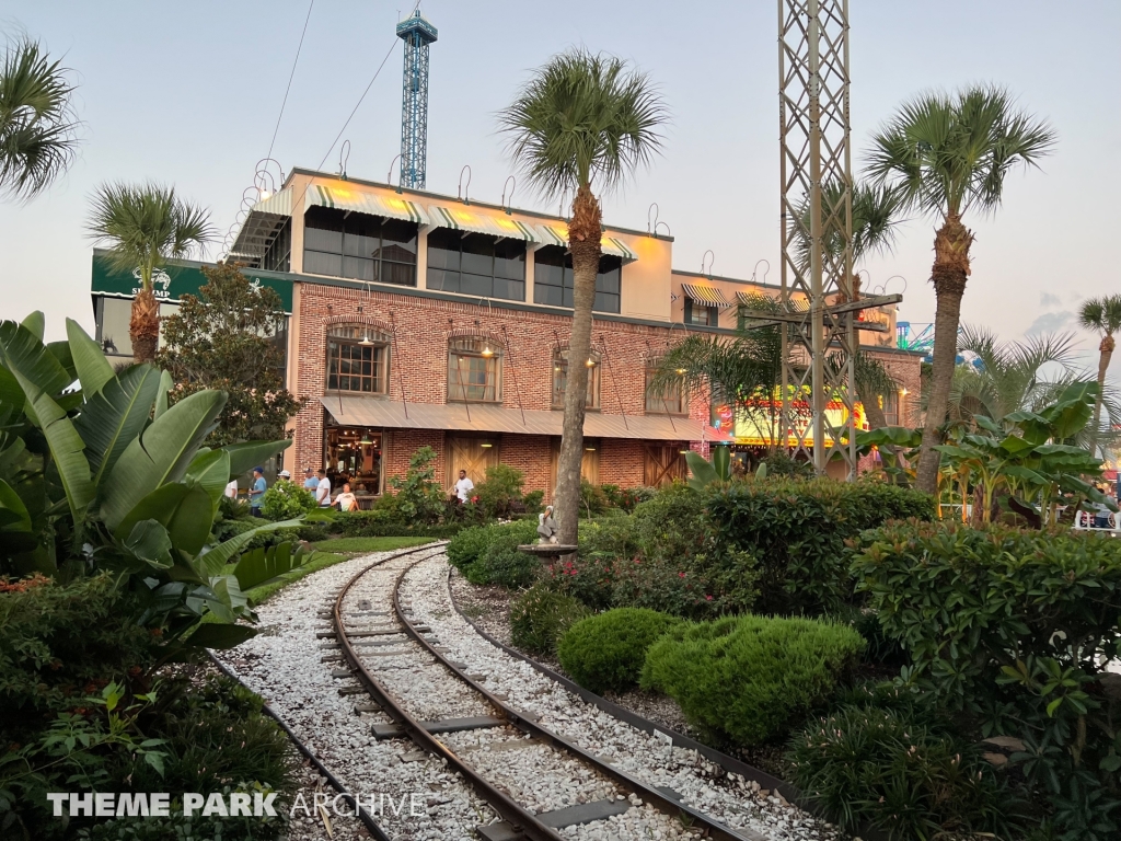 CP Huntington Train at Kemah Boardwalk