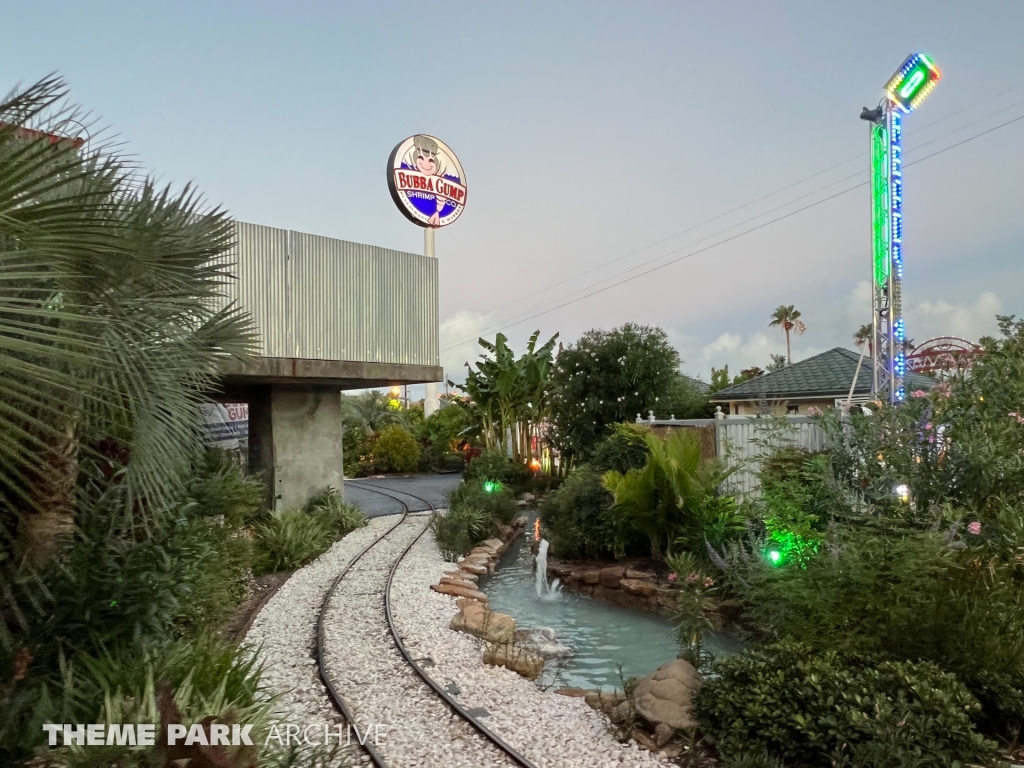 CP Huntington Train at Kemah Boardwalk