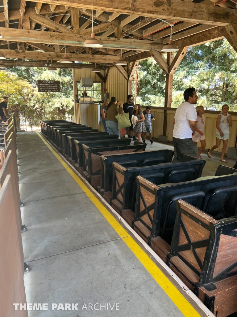 Quicksilver Express at Gilroy Gardens
