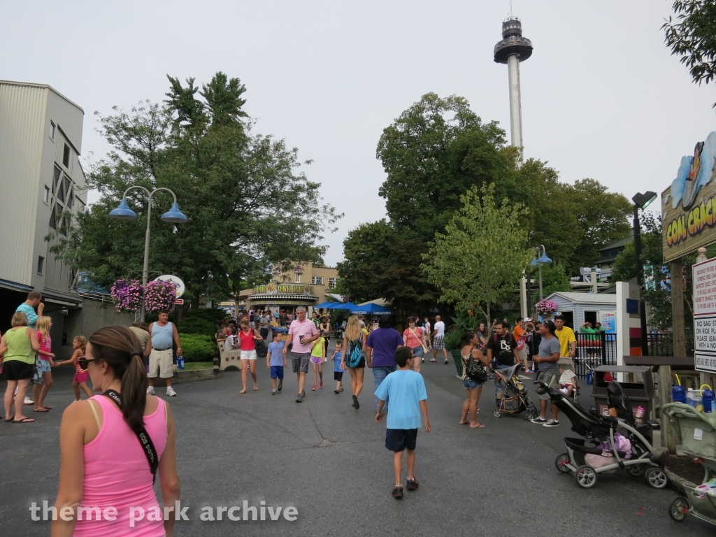 Kissing Tower at Hersheypark