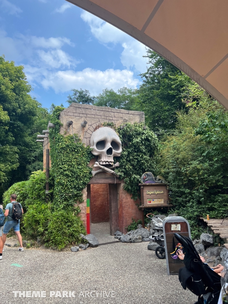 SuperSplash at Plopsaland De Panne