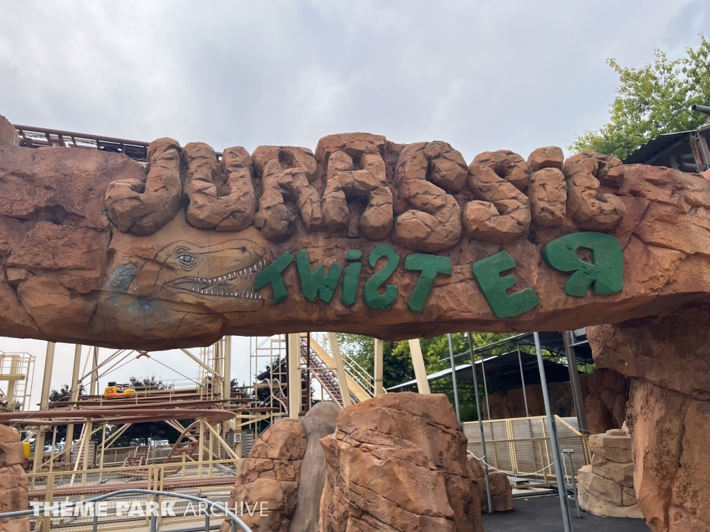 Jurassic Twister at Parc du Bocasse