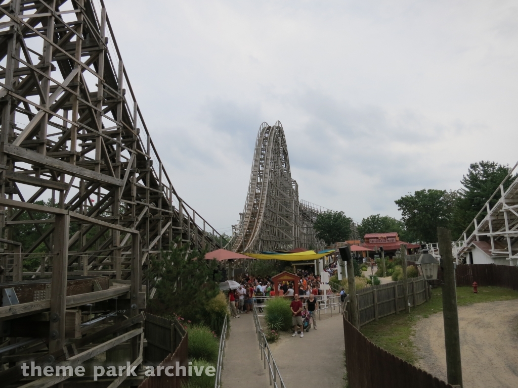El Toro at Six Flags Great Adventure