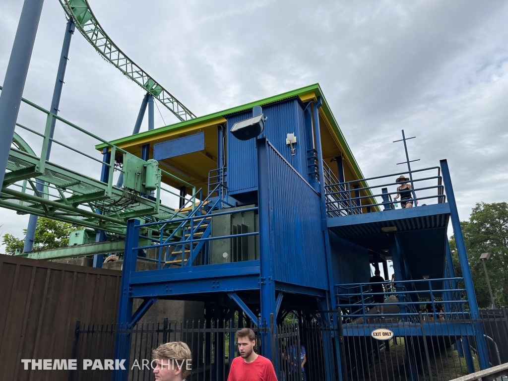 Shock Wave at Six Flags Over Texas