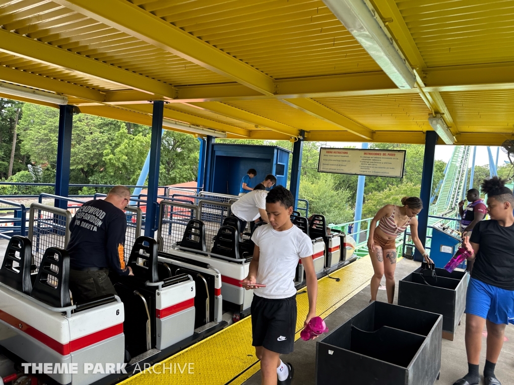 Shock Wave at Six Flags Over Texas