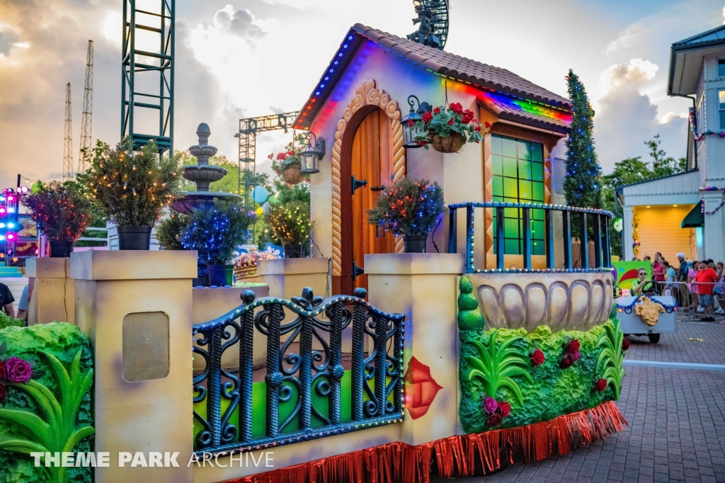 Grand Carnivale at Carowinds