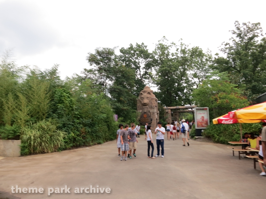 Golden Kingdom at Six Flags Great Adventure