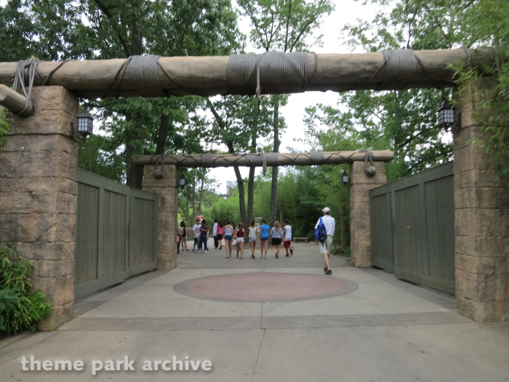 Golden Kingdom at Six Flags Great Adventure