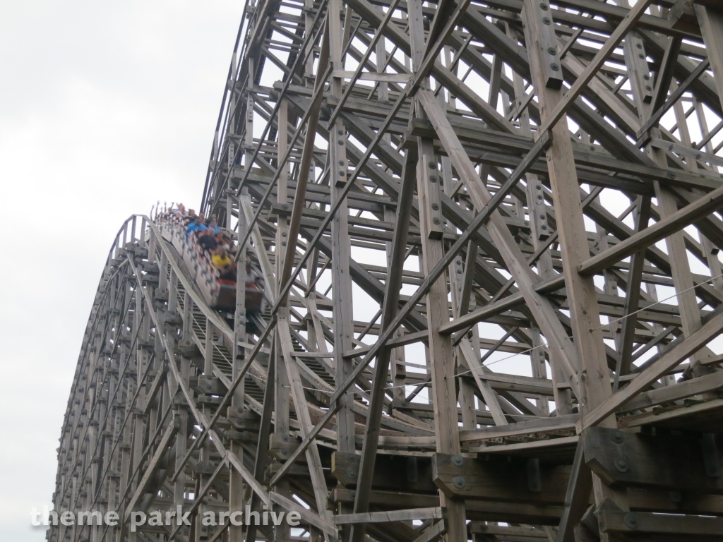 El Toro at Six Flags Great Adventure