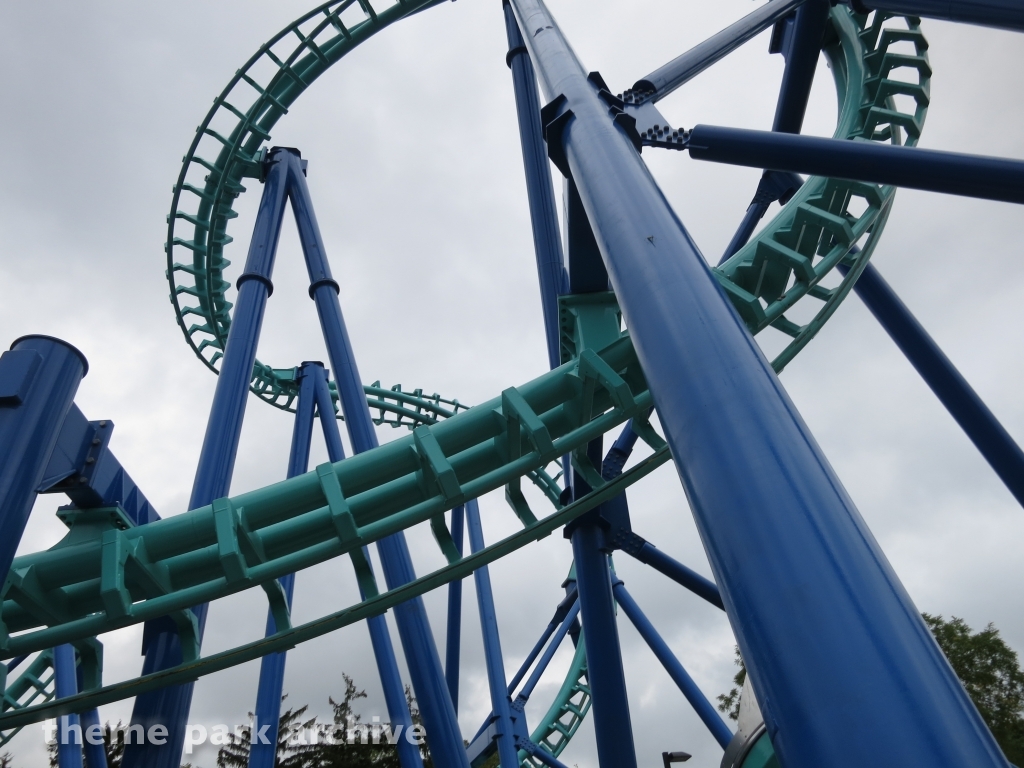 Stinger at Dorney Park