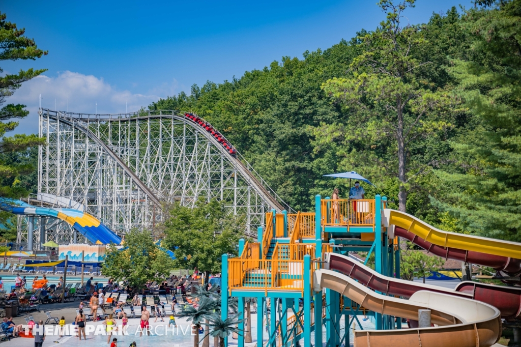 Comet at Great Escape