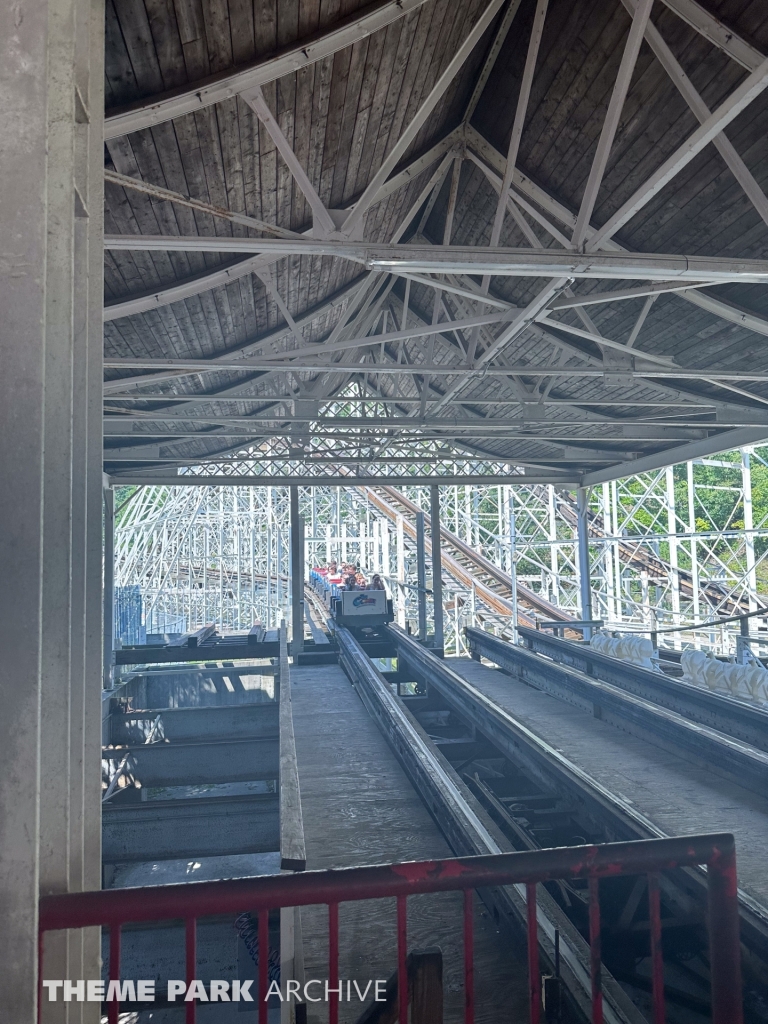 Comet at Great Escape