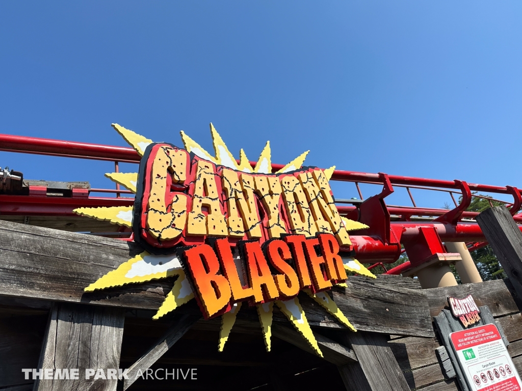 Canyon Blaster at Great Escape