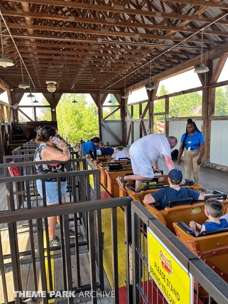 Canyon Blaster at Great Escape