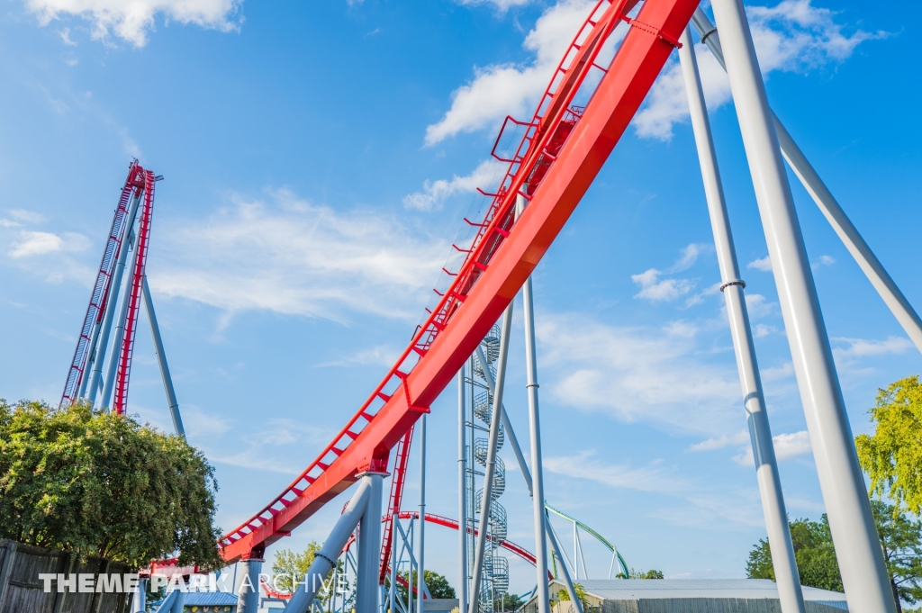 Thunder Striker at Carowinds