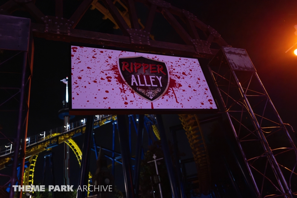 SCarowinds at Carowinds