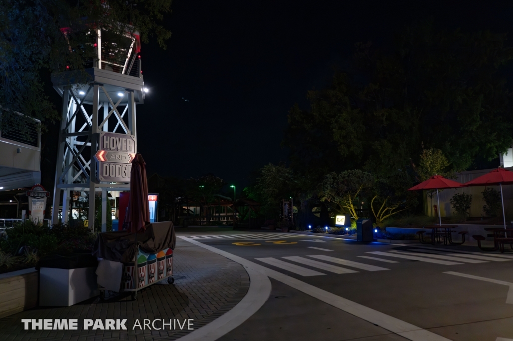 Hover and Dodge at Carowinds