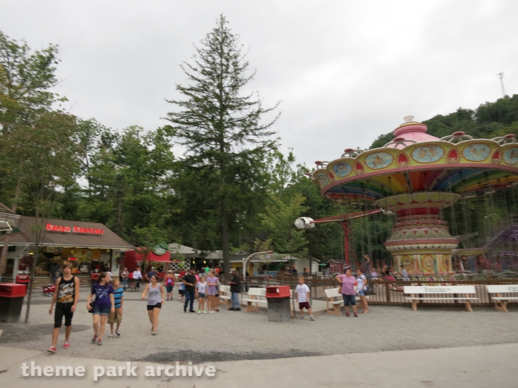 Italian Trapeze at Knoebels Amusement Resort