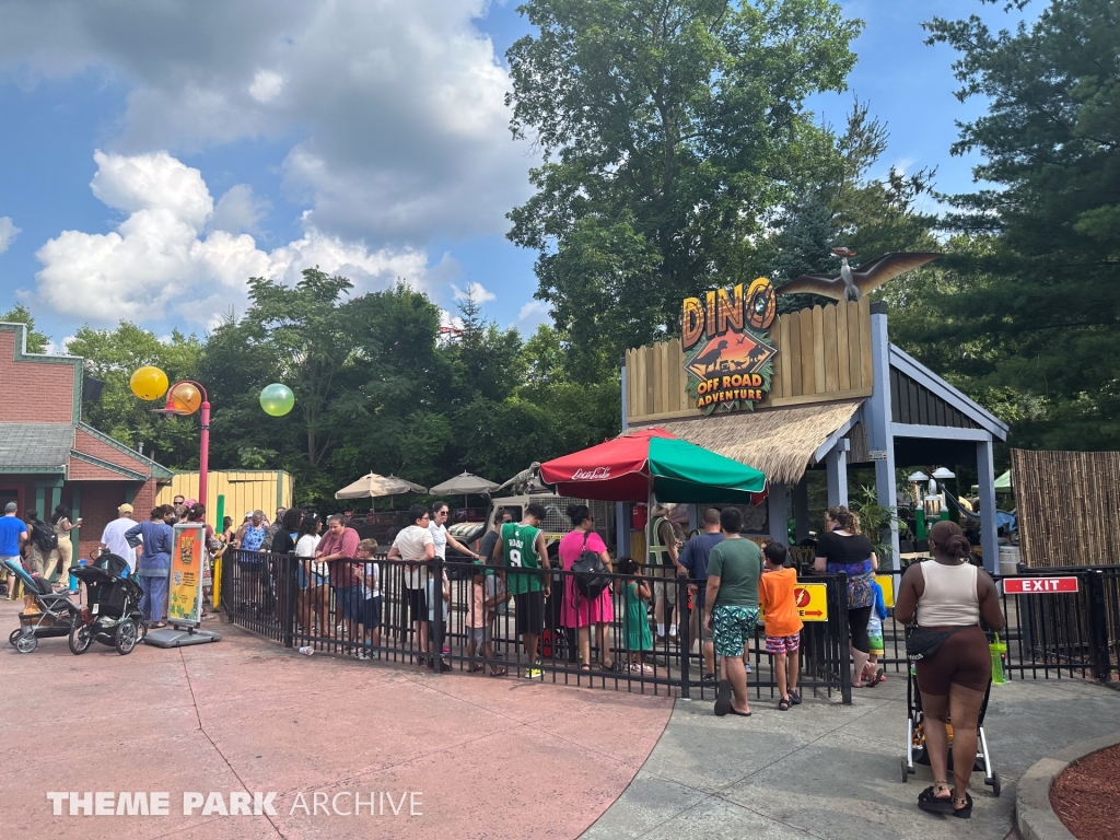 Dino Off Road Adventure at Six Flags New England